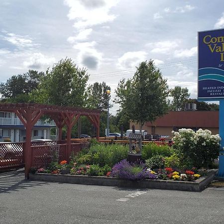 קורטנאי Comox Valley Inn & Suites מראה חיצוני תמונה